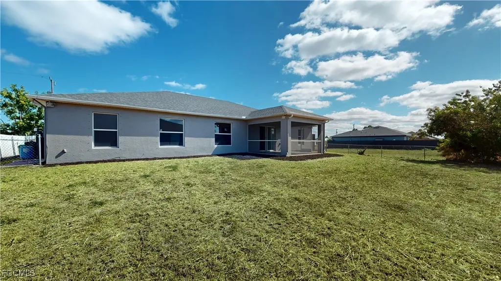 1924 NW 16th Place Cape Coral FL 33993