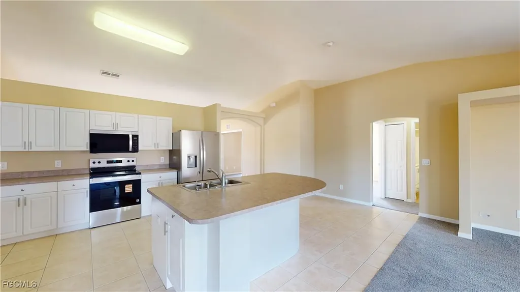 1924 NW 16th Place Cape Coral FL 33993