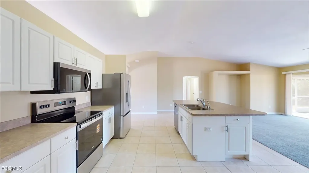 1924 NW 16th Place Cape Coral FL 33993