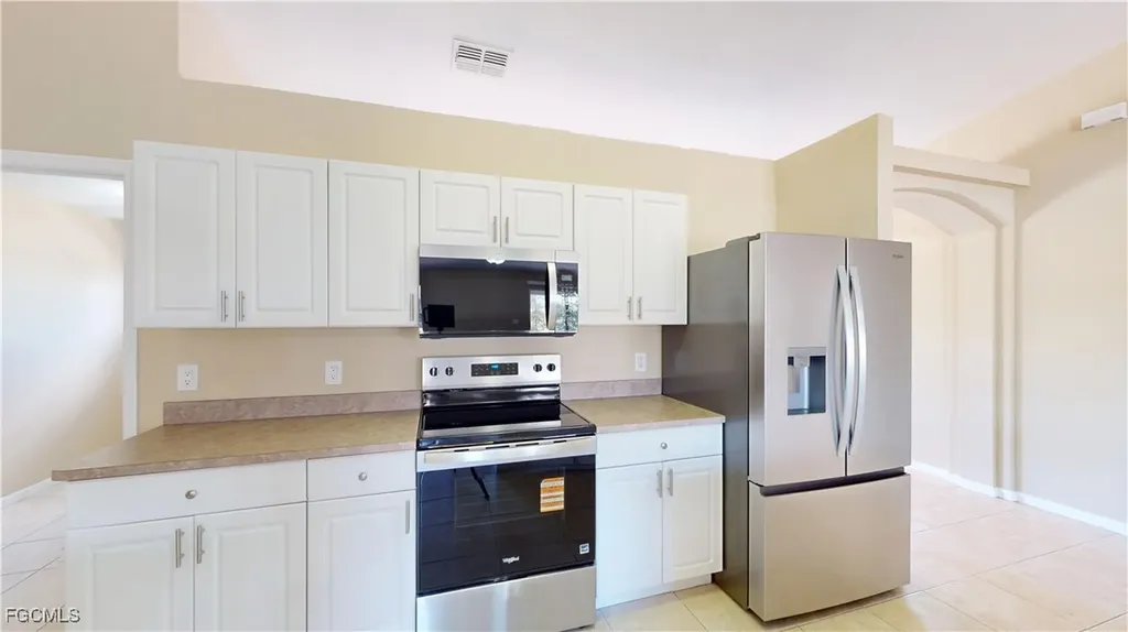 1924 NW 16th Place Cape Coral FL 33993