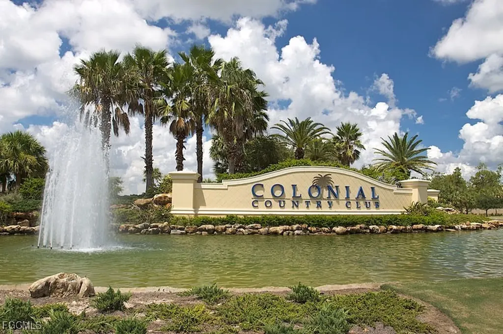 9639 Hemingway Lane Fort Myers FL 33913