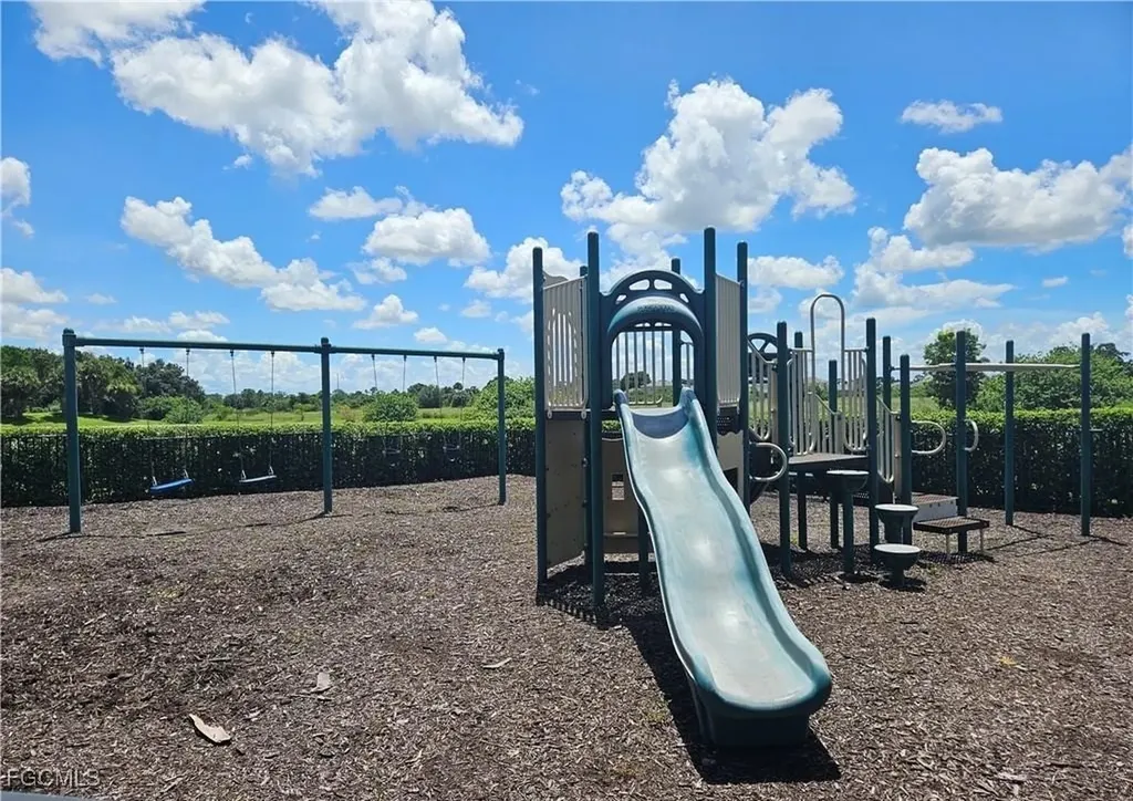 19420 Mossy Ledge Terrace Lehigh Acres FL 33936