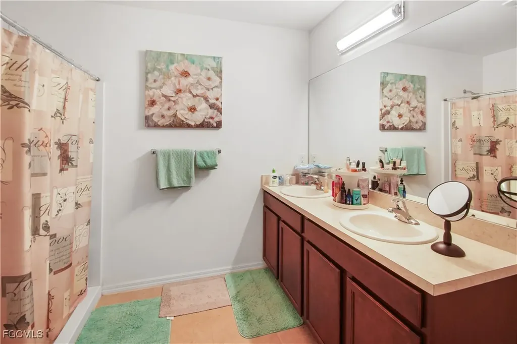 19420 Mossy Ledge Terrace Lehigh Acres FL 33936