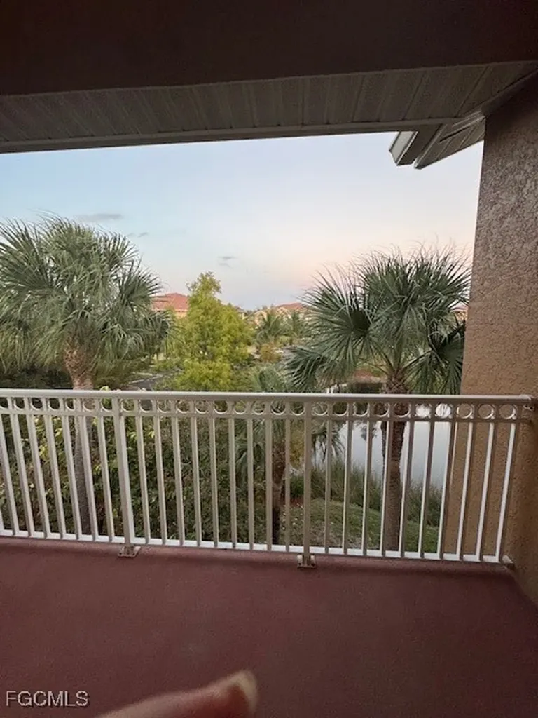 15605 Ocean Walk Circle Fort Myers FL 33908
