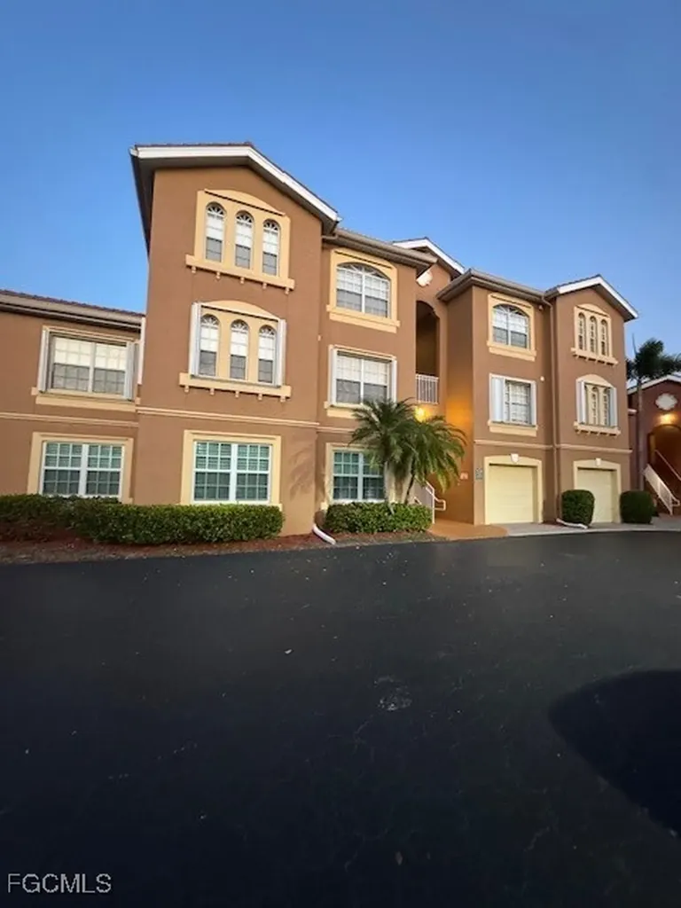 15605 Ocean Walk Circle Fort Myers FL 33908