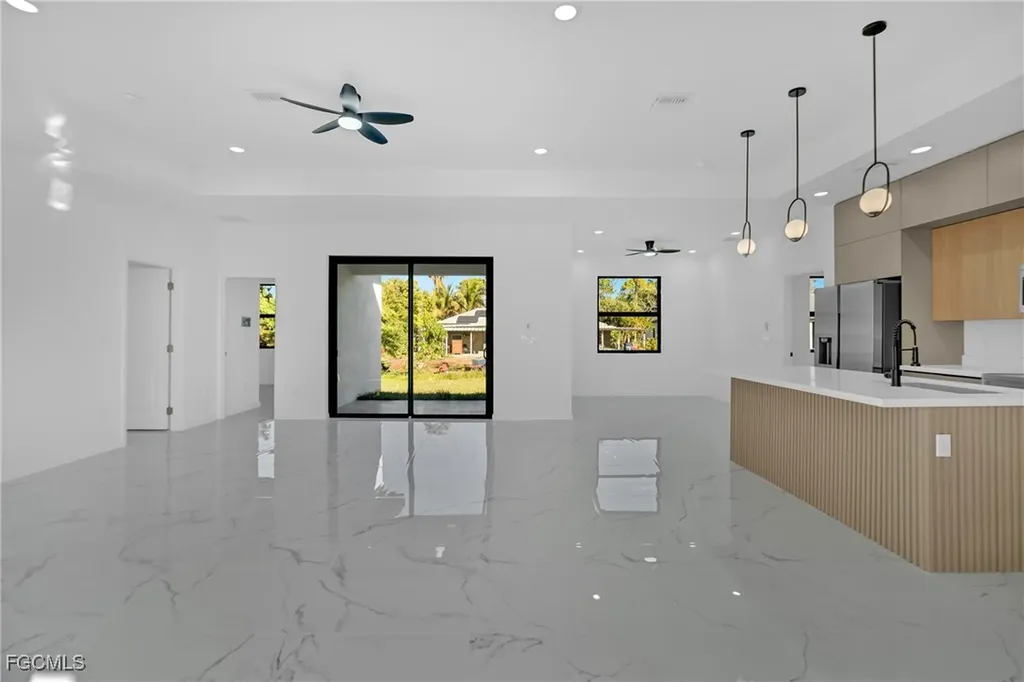 2909 9th Street W Lehigh Acres FL 33971