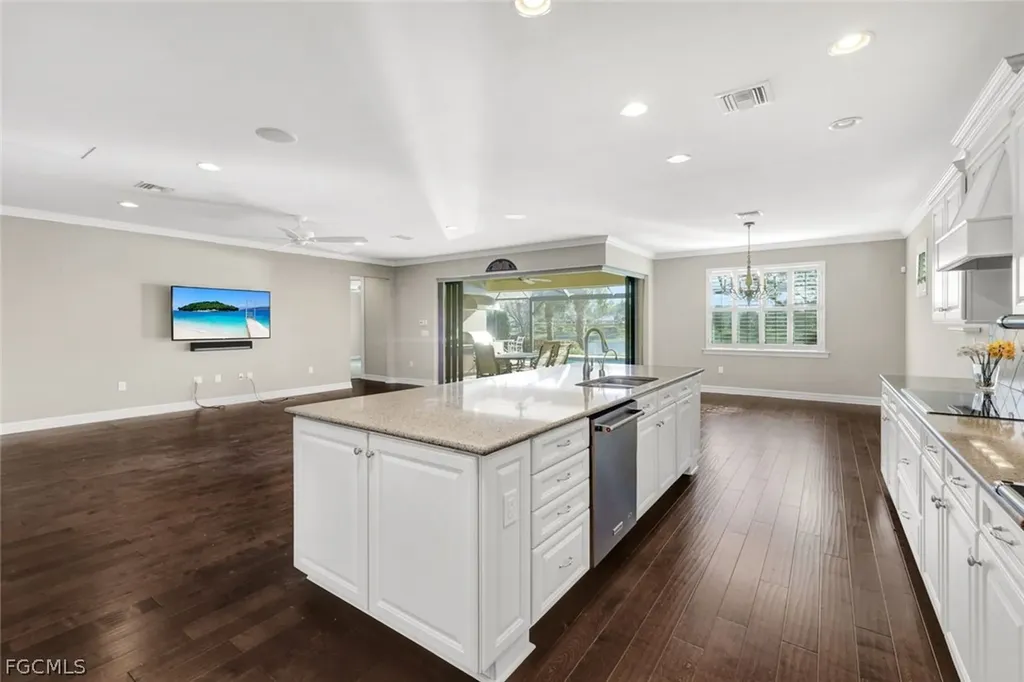11807 Dixon Drive Fort Myers FL 33913