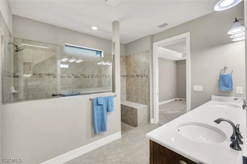 11807 Dixon Drive Fort Myers FL 33913