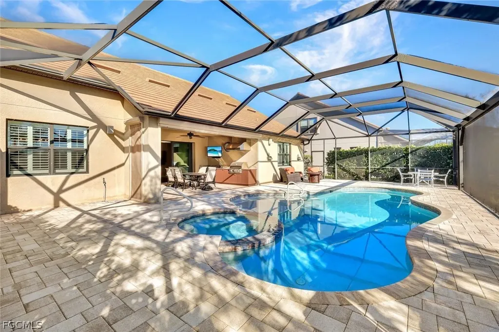 11807 Dixon Drive Fort Myers FL 33913