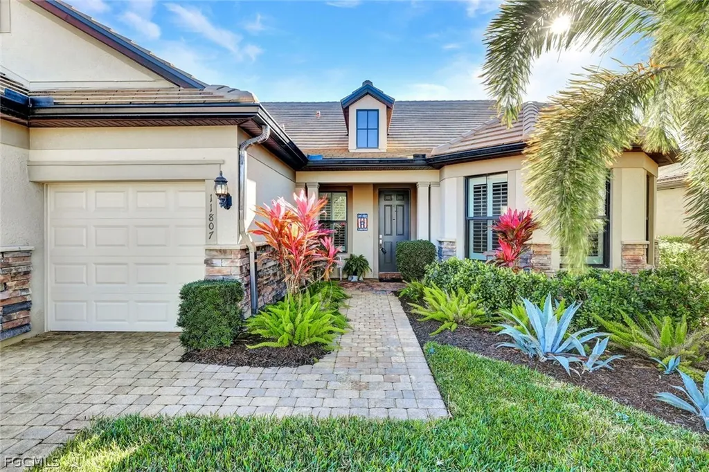 11807 Dixon Drive Fort Myers FL 33913