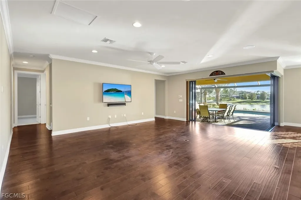 11807 Dixon Drive Fort Myers FL 33913