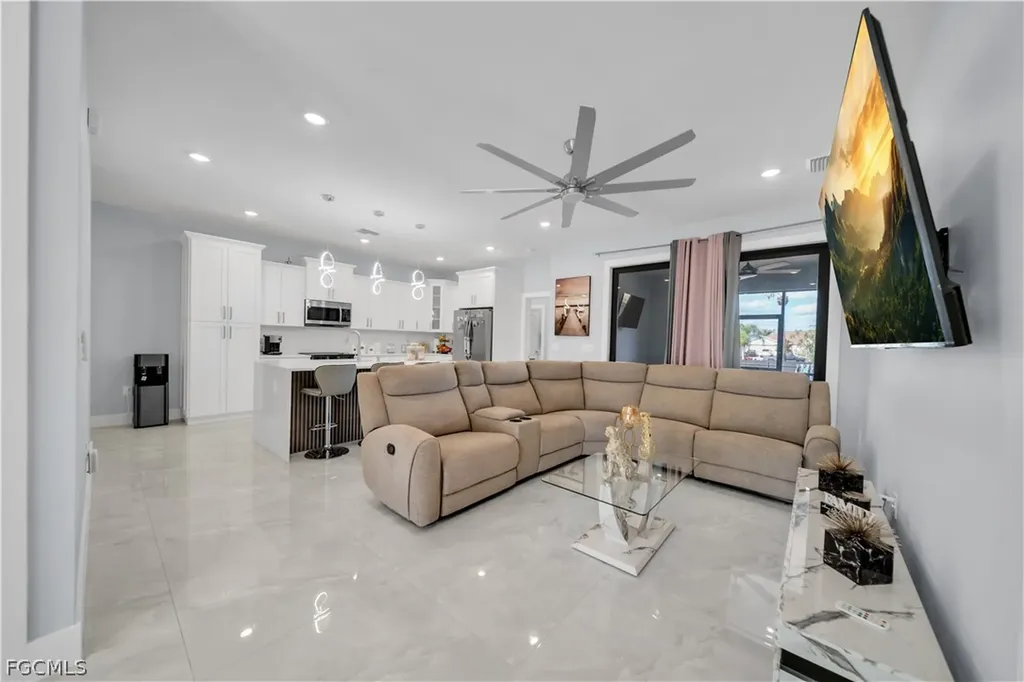 3016 6th Street W Lehigh Acres FL 33971