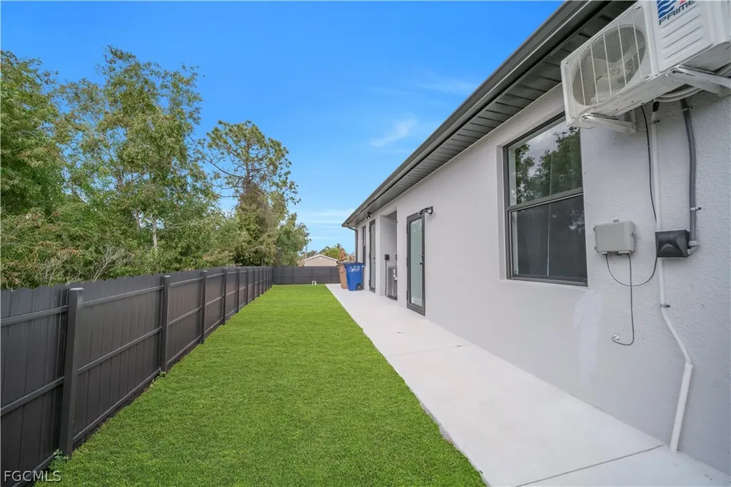 3016 6th Street W Lehigh Acres FL 33971