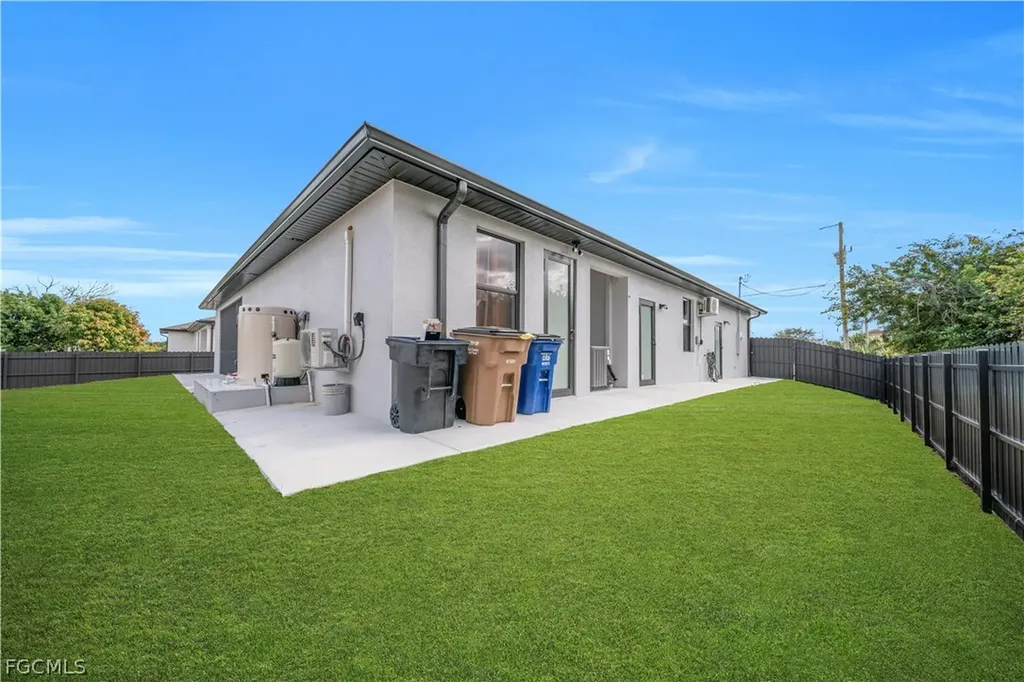 3016 6th Street W Lehigh Acres FL 33971