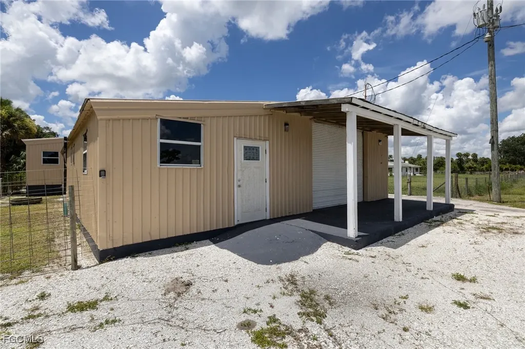 22110 Palm Beach Boulevard Alva FL 33920