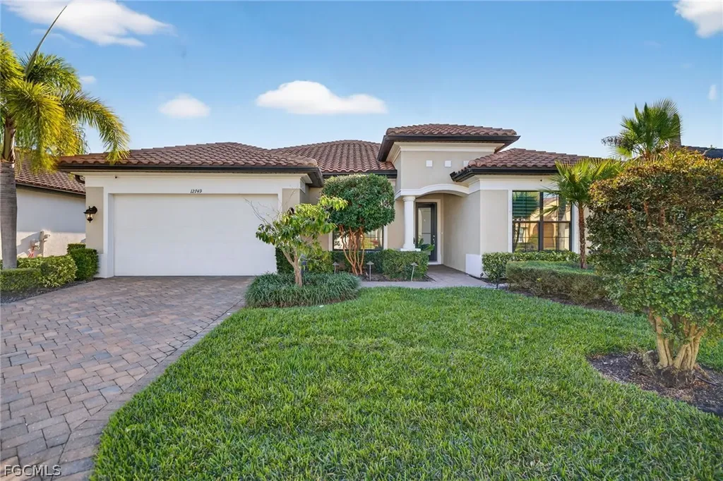 12749 Astor Place Fort Myers FL 33913
