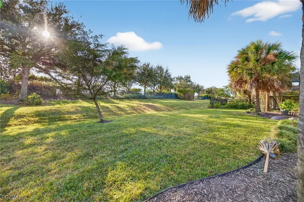 12749 Astor Place Fort Myers FL 33913