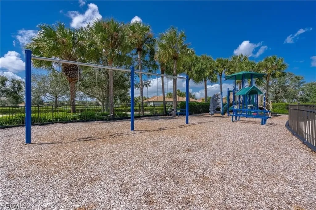 12749 Astor Place Fort Myers FL 33913