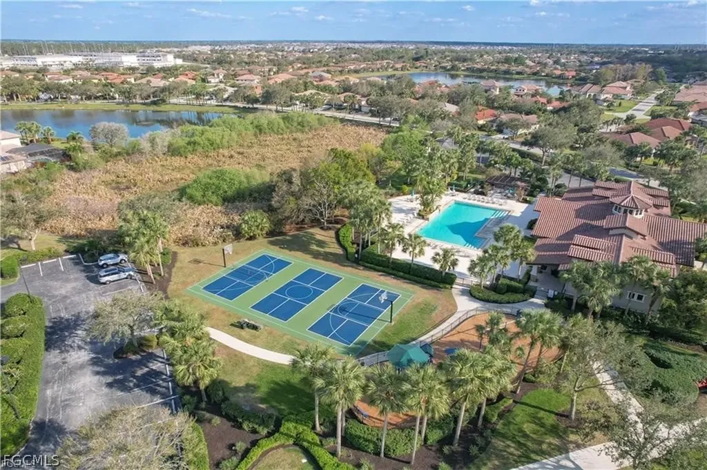 12749 Astor Place Fort Myers FL 33913