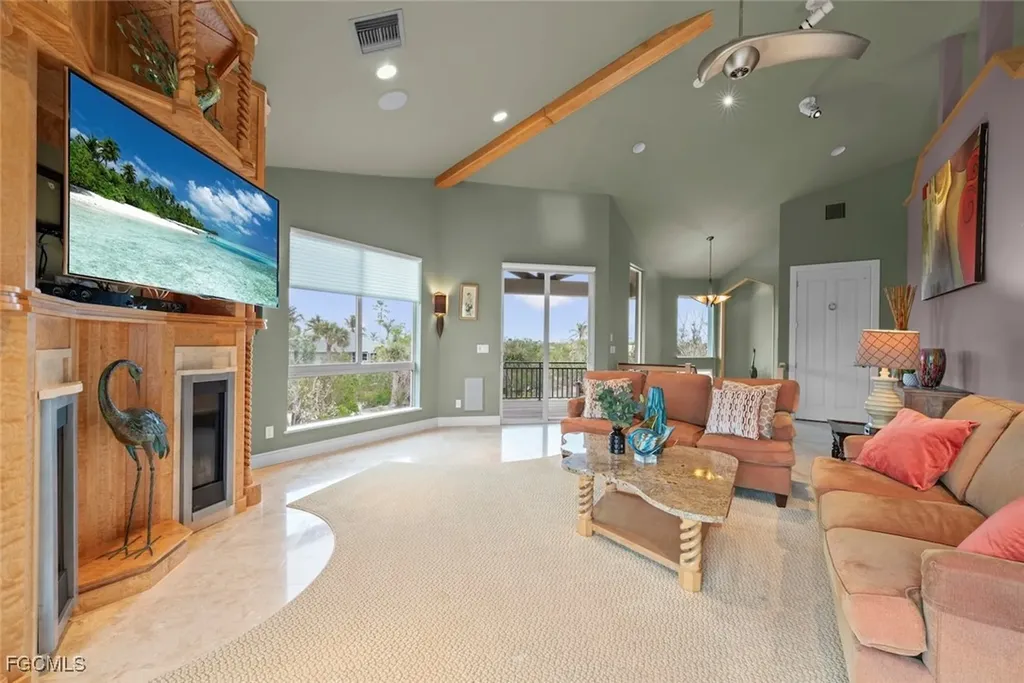 4353 Gulf Pines Drive Sanibel FL 33957