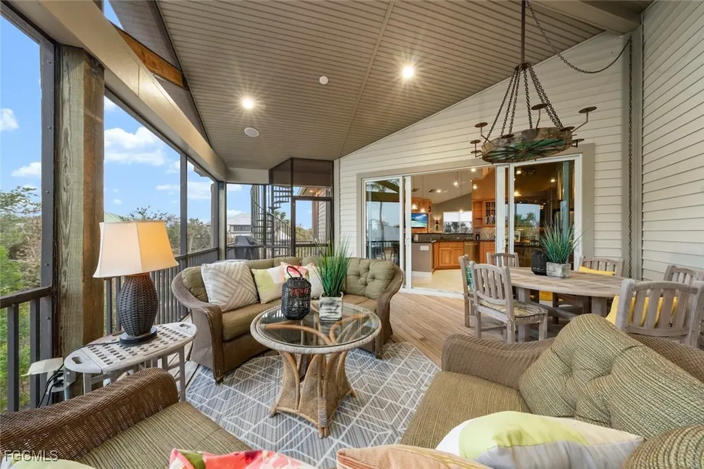 4353 Gulf Pines Drive Sanibel FL 33957