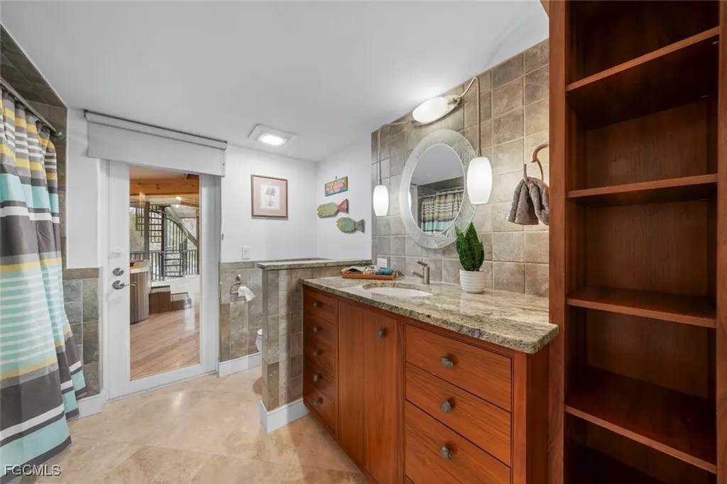 4353 Gulf Pines Drive Sanibel FL 33957