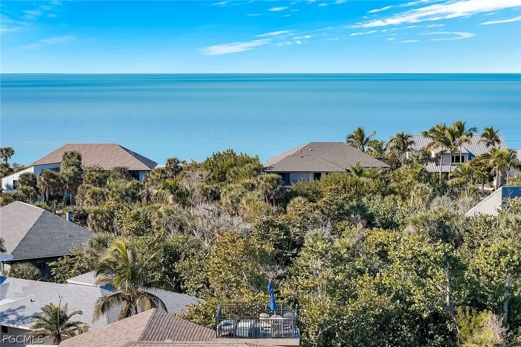 4353 Gulf Pines Drive Sanibel FL 33957