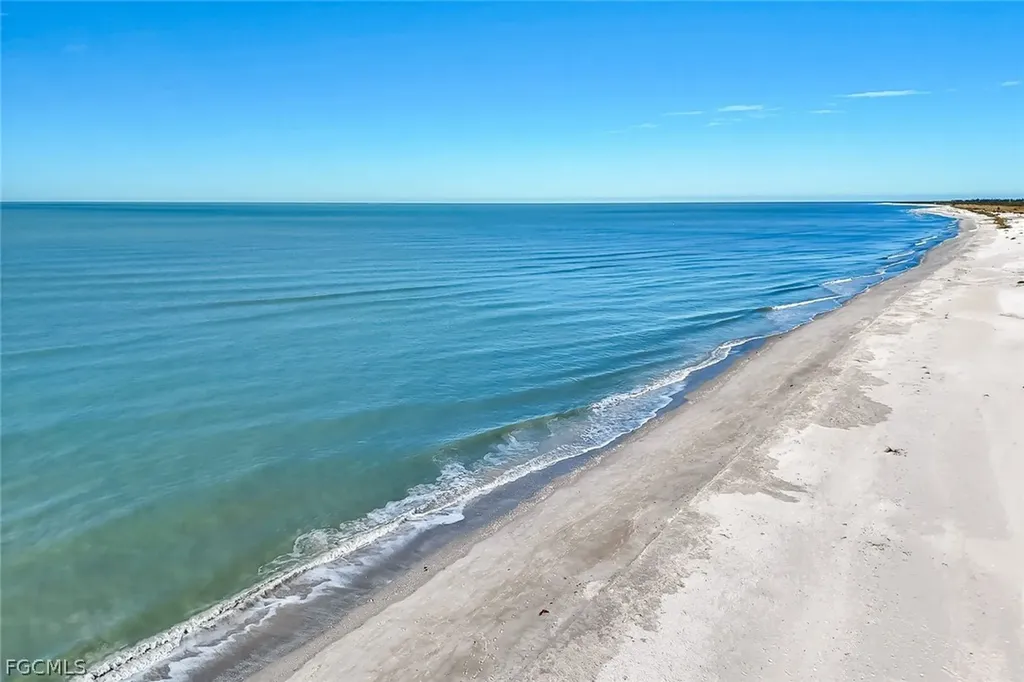 4353 Gulf Pines Drive Sanibel FL 33957