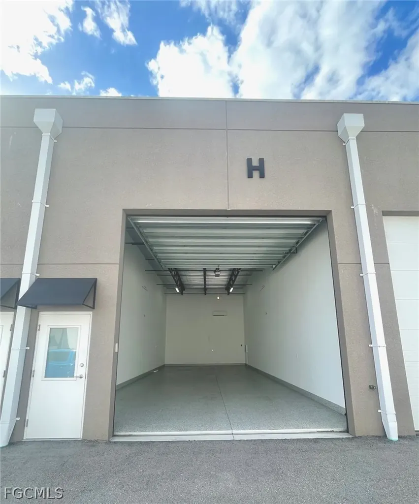 14702 Tarmac Court Fort Myers FL 33913