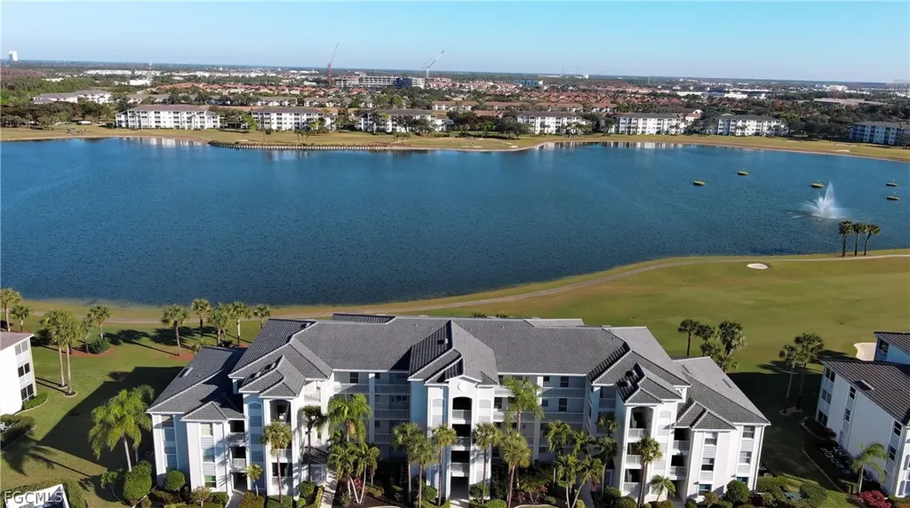 10460 Washingtonia Palm Way Fort Myers FL 33966