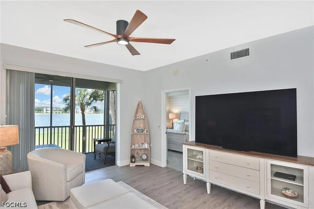 10460 Washingtonia Palm Way Fort Myers FL 33966