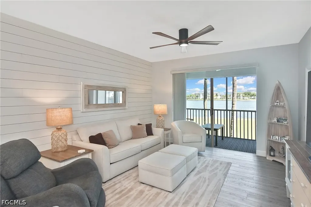 10460 Washingtonia Palm Way Fort Myers FL 33966