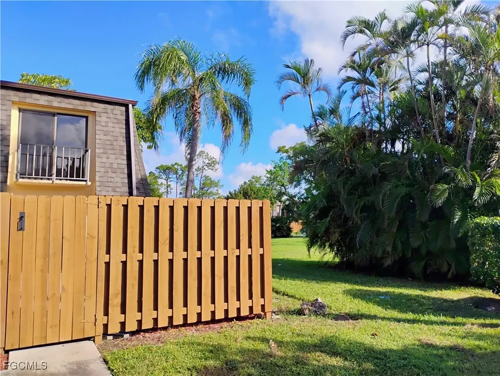 3290 Sandlewood Lane Fort Myers FL 33907