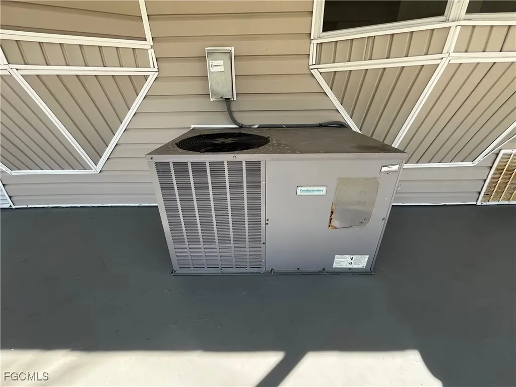 3172 Pluto Circle North Fort Myers FL 33903