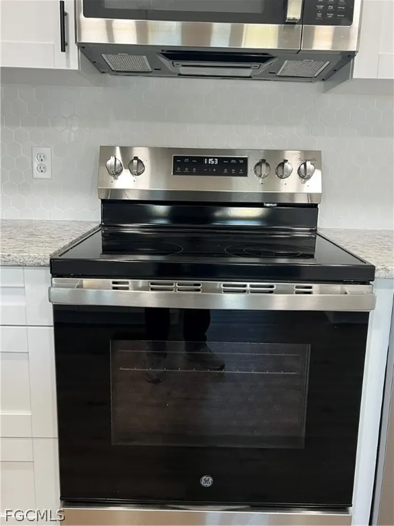 3172 Pluto Circle North Fort Myers FL 33903