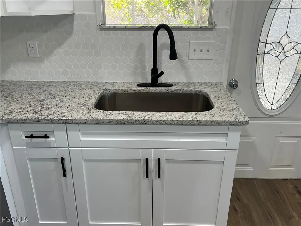 3172 Pluto Circle North Fort Myers FL 33903