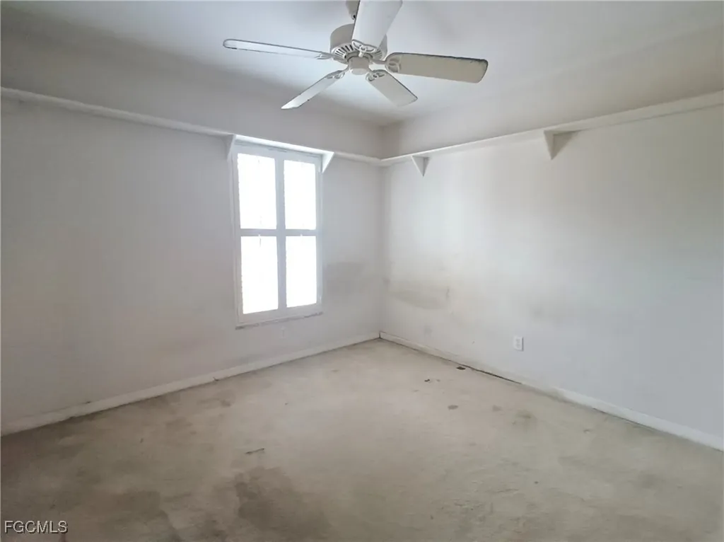 2727 SE 8th Avenue Cape Coral FL 33904