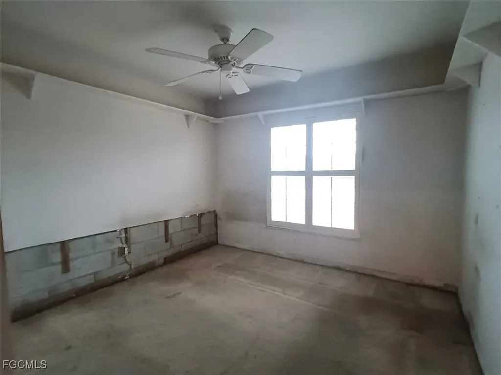 2727 SE 8th Avenue Cape Coral FL 33904