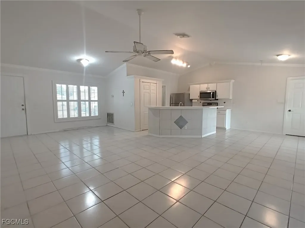2727 SE 8th Avenue Cape Coral FL 33904