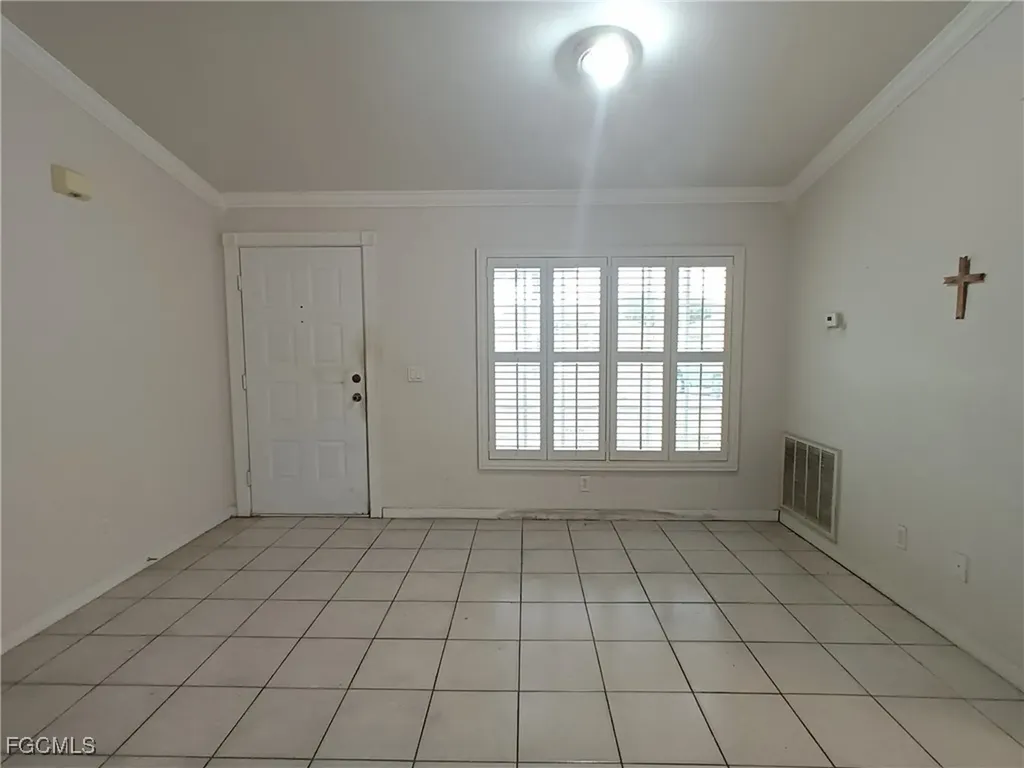 2727 SE 8th Avenue Cape Coral FL 33904