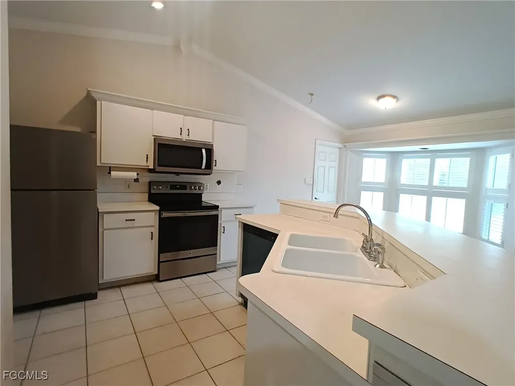 2727 SE 8th Avenue Cape Coral FL 33904