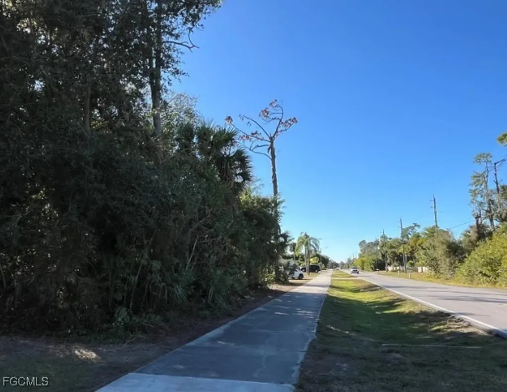 20417 Quesada Avenue Port Charlotte FL 33952