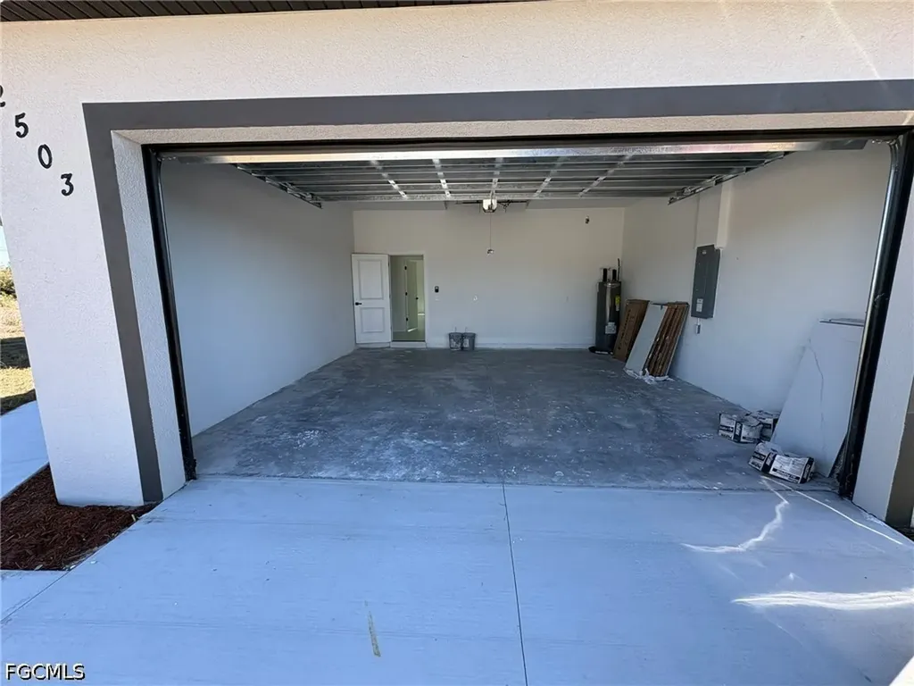 2503 45th Street SW Lehigh Acres FL 33976