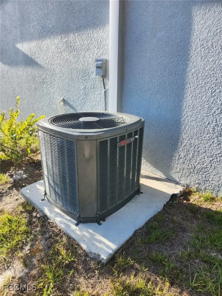 4201 NE 23rd Avenue Cape Coral FL 33909