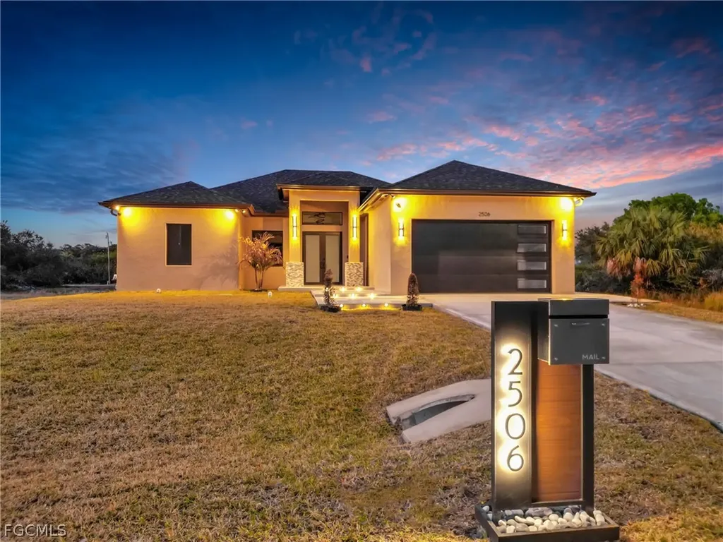2506 73rd Street W Lehigh Acres FL 33971