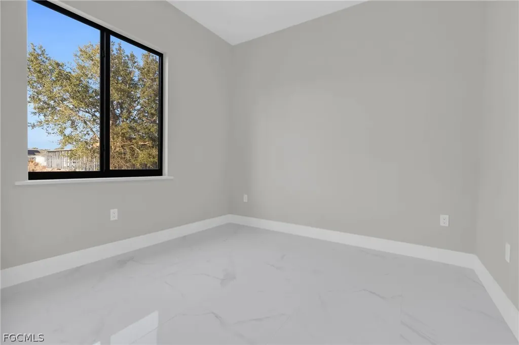 2506 73rd Street W Lehigh Acres FL 33971