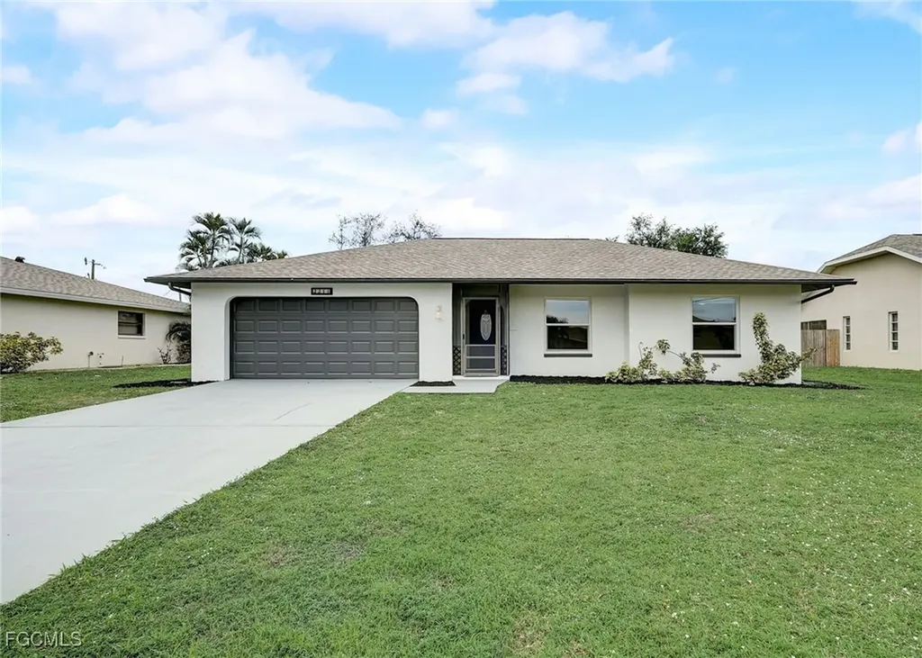 2214 SE 13th Street Cape Coral FL 33990