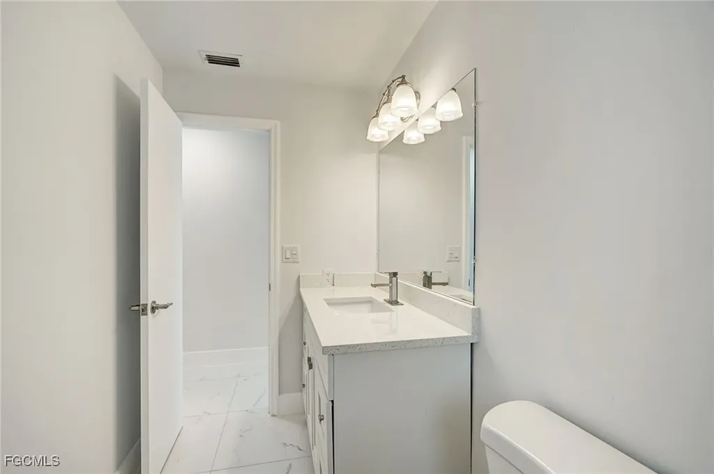2214 SE 13th Street Cape Coral FL 33990