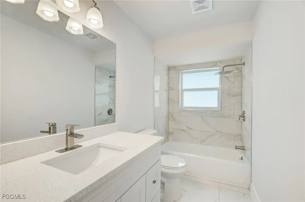 2214 SE 13th Street Cape Coral FL 33990
