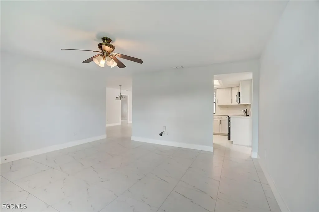 2214 SE 13th Street Cape Coral FL 33990